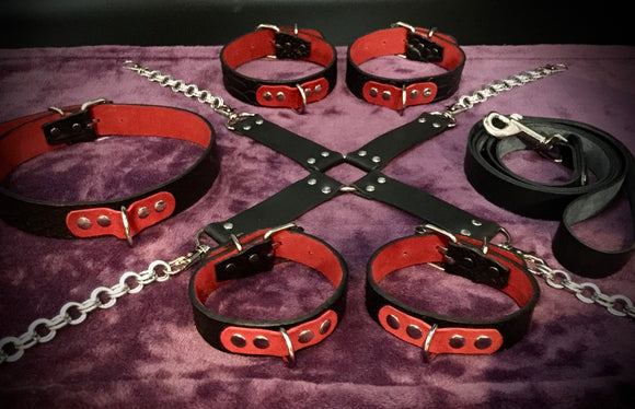 COBRA EMBOSSED LEATHER BONDAGE SET