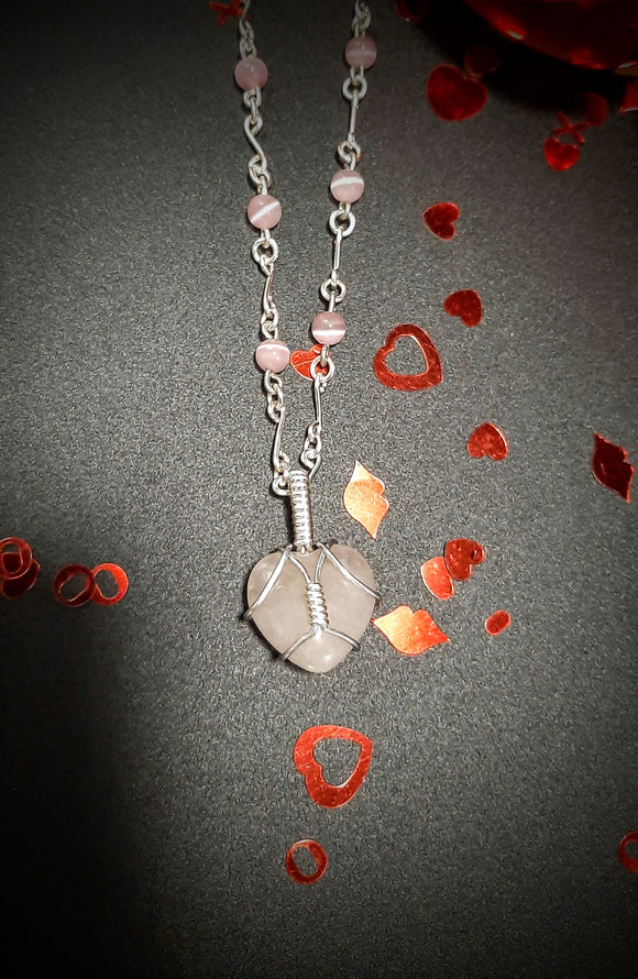 ROSE QUARTZ HEART PENDANT